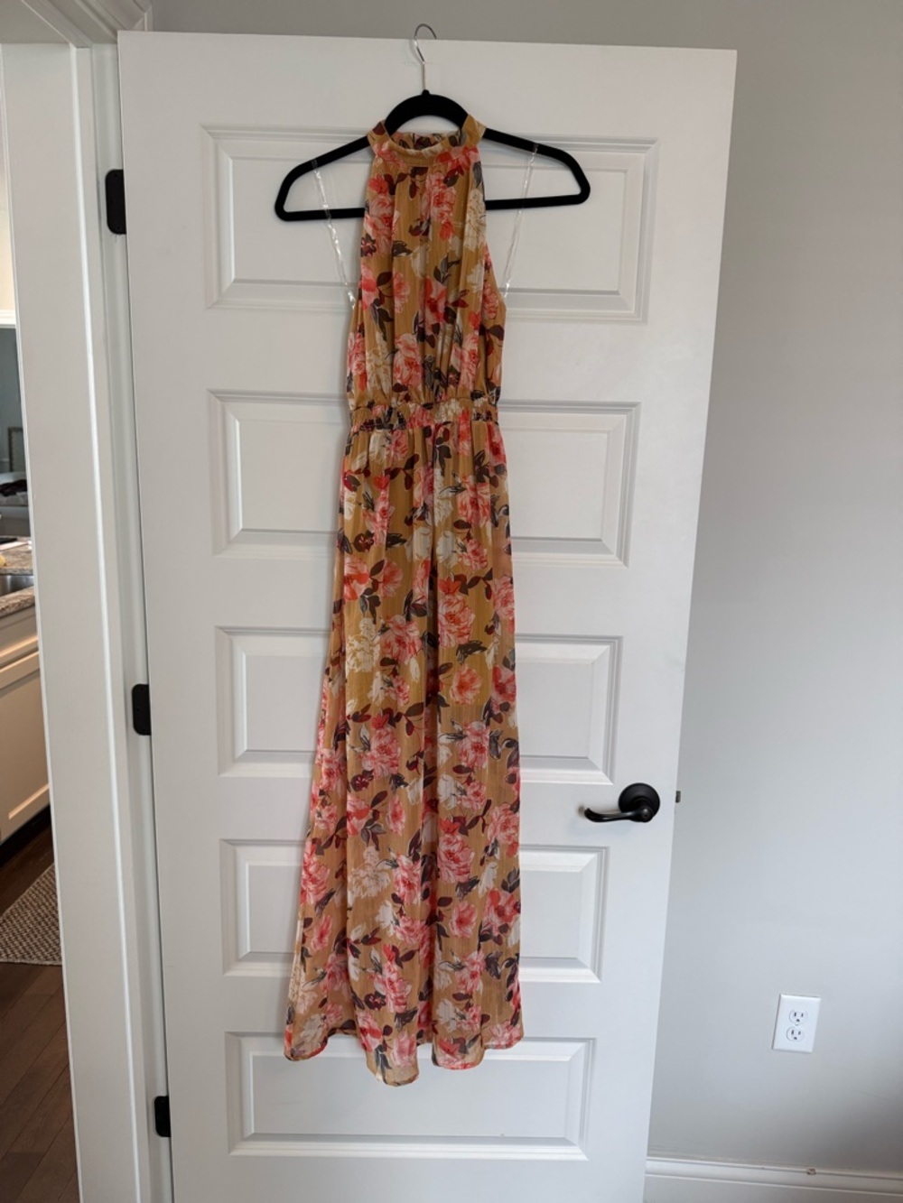 NWOT Avara Floral Maxi Dress